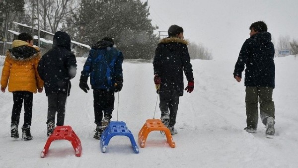 19 Ocak Okullar Tatil Mi? Bugün Okullar Tatil Mi?